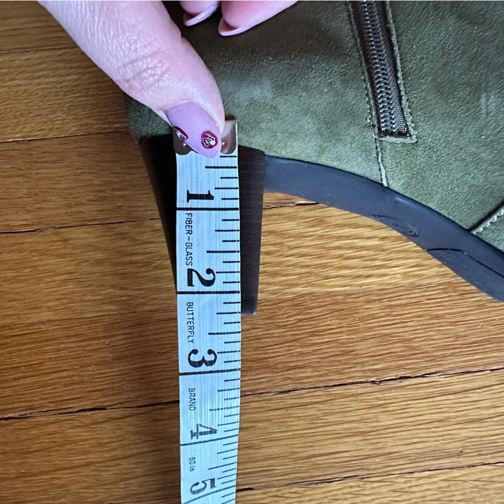 Vintage Cole Haan Tadi Short Boot in Moss Suede, Size 10, NWT